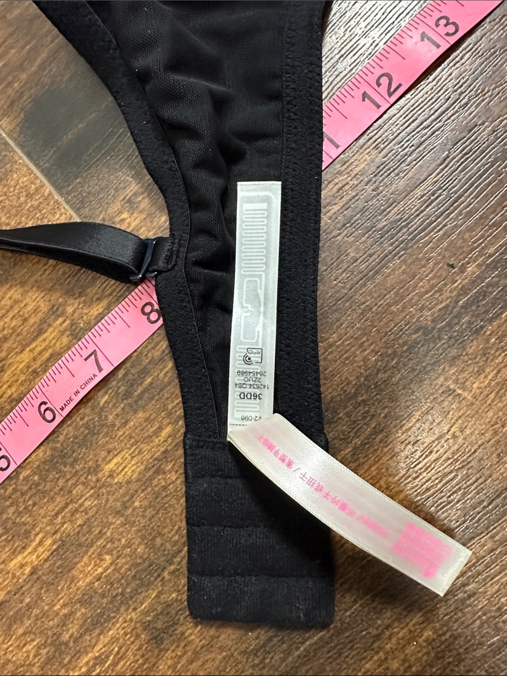 VS PINK Wear Everywhere Super Push-Up 36DD 🖤💖 Like New - Picture 8 of 8